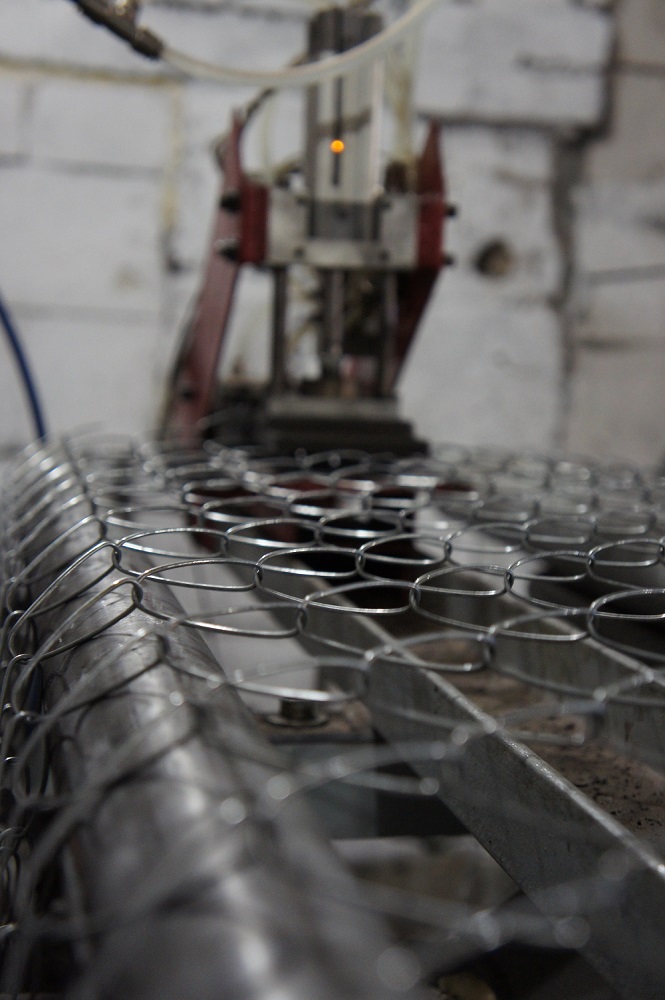 станок для производства сетки рабицы